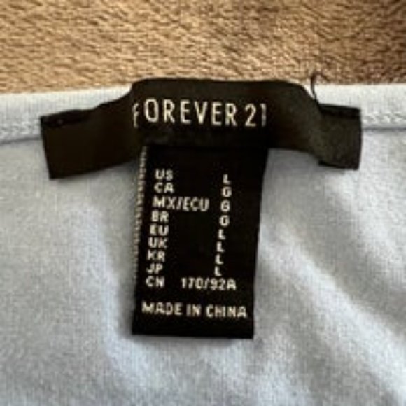 FOREVER 21 Baby Blue Cropped Top - Picture 3 of 4